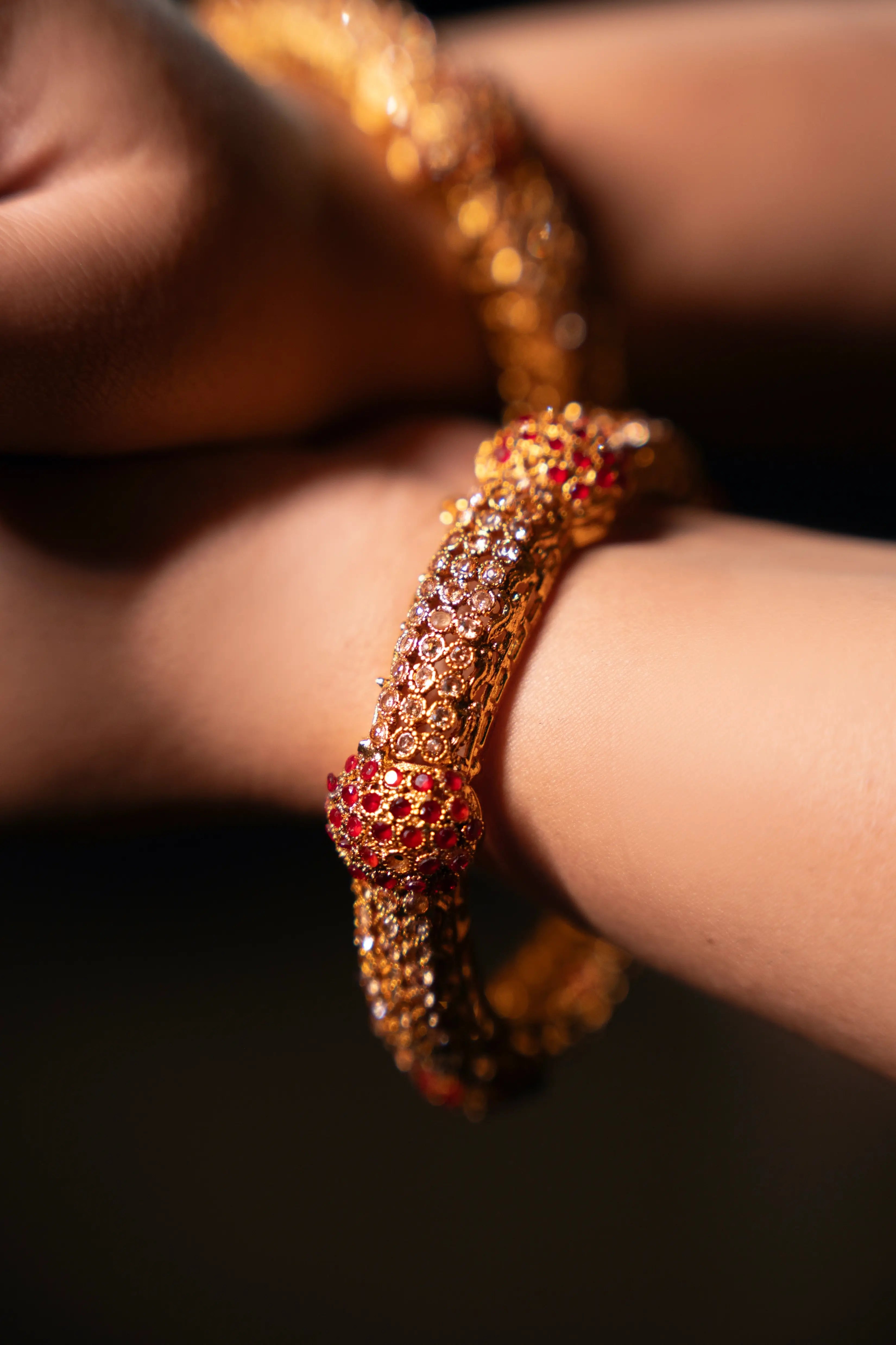 Traditional Laal kangan