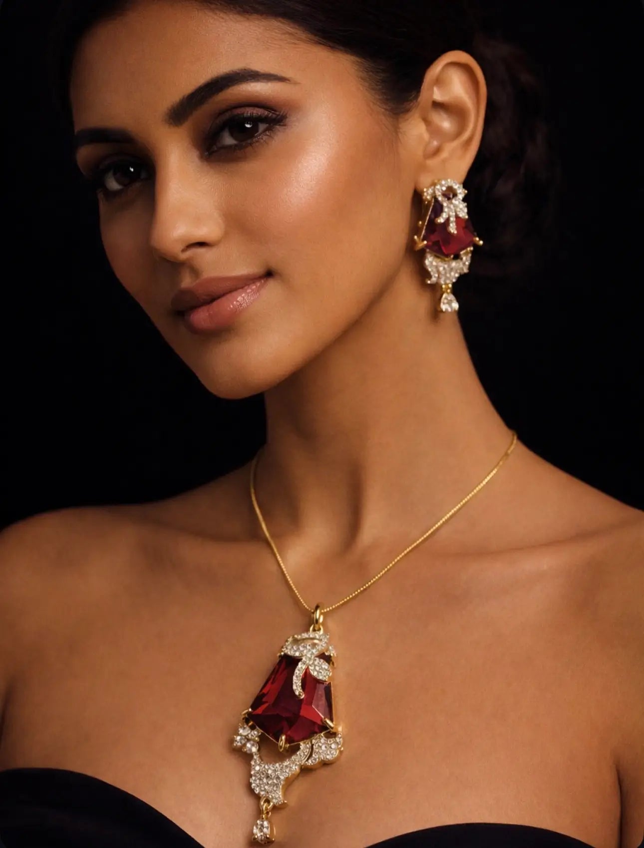 Ruby Royale Pendant Set