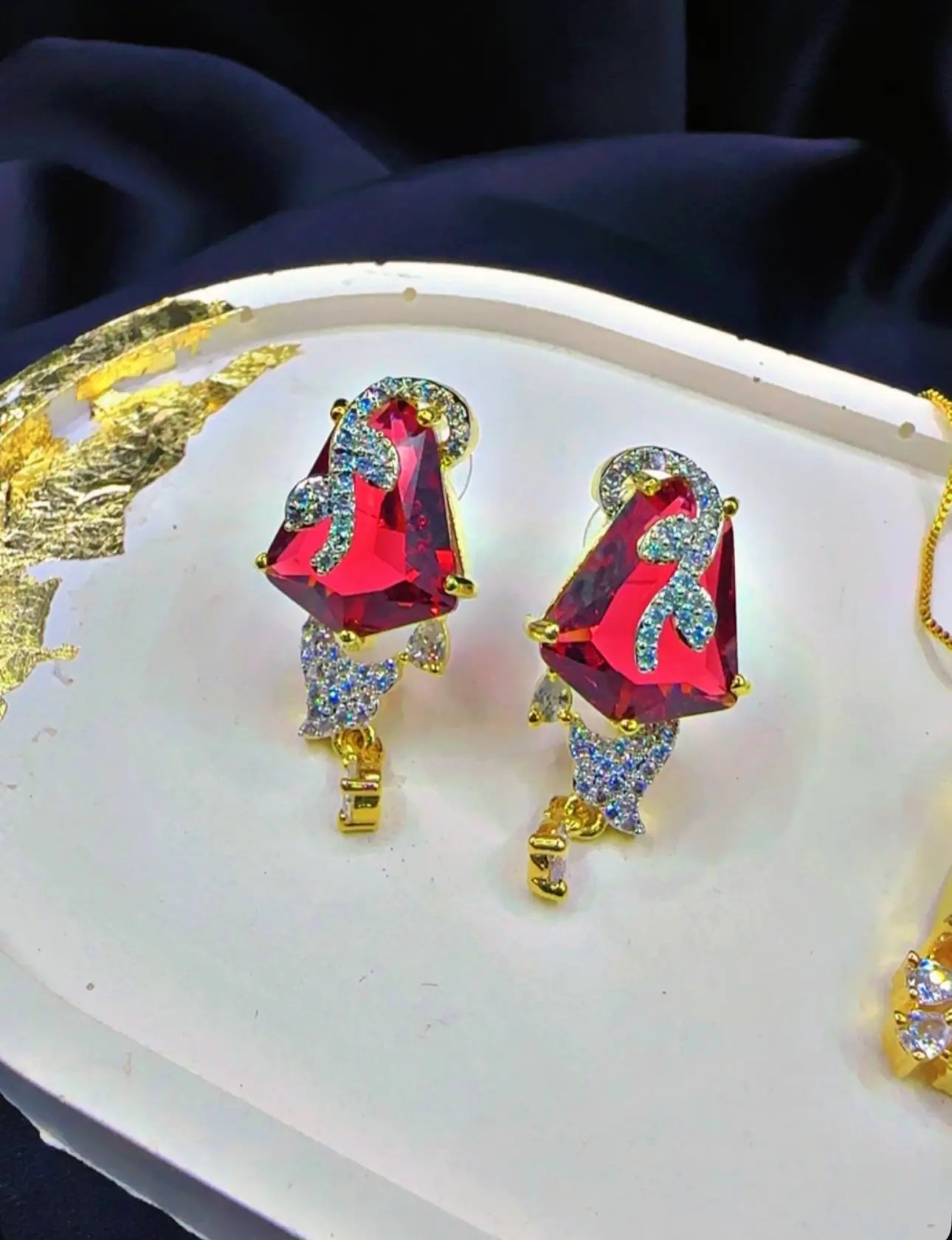 Ruby Royale Pendant Set